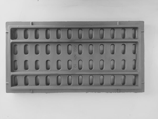 GRILLE CHEMINEE PHILIPPE 700 NM 10 / CH70034773170 / GRILLE FOYER GODIN 3175 REF.CH72083175 /