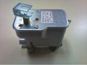 DISTRIBUTEUR TOBY P0051831 (REMPLACE P0012149) POUR POELE DEVILLE 9444 / 9446